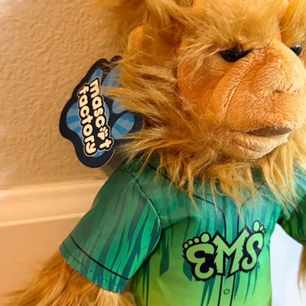 Fuzzy eugene emeralds rally squatch
